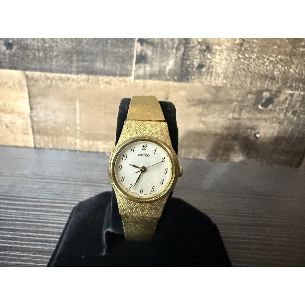RARE seiko Collector Women's Vintage  Golden Watch With Brand New Battery